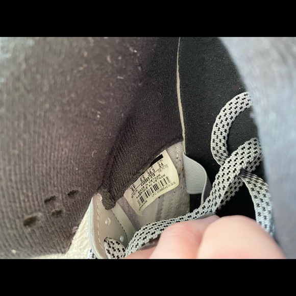 Jordan 5 Retro Hot Lava - Picture 7 of 8